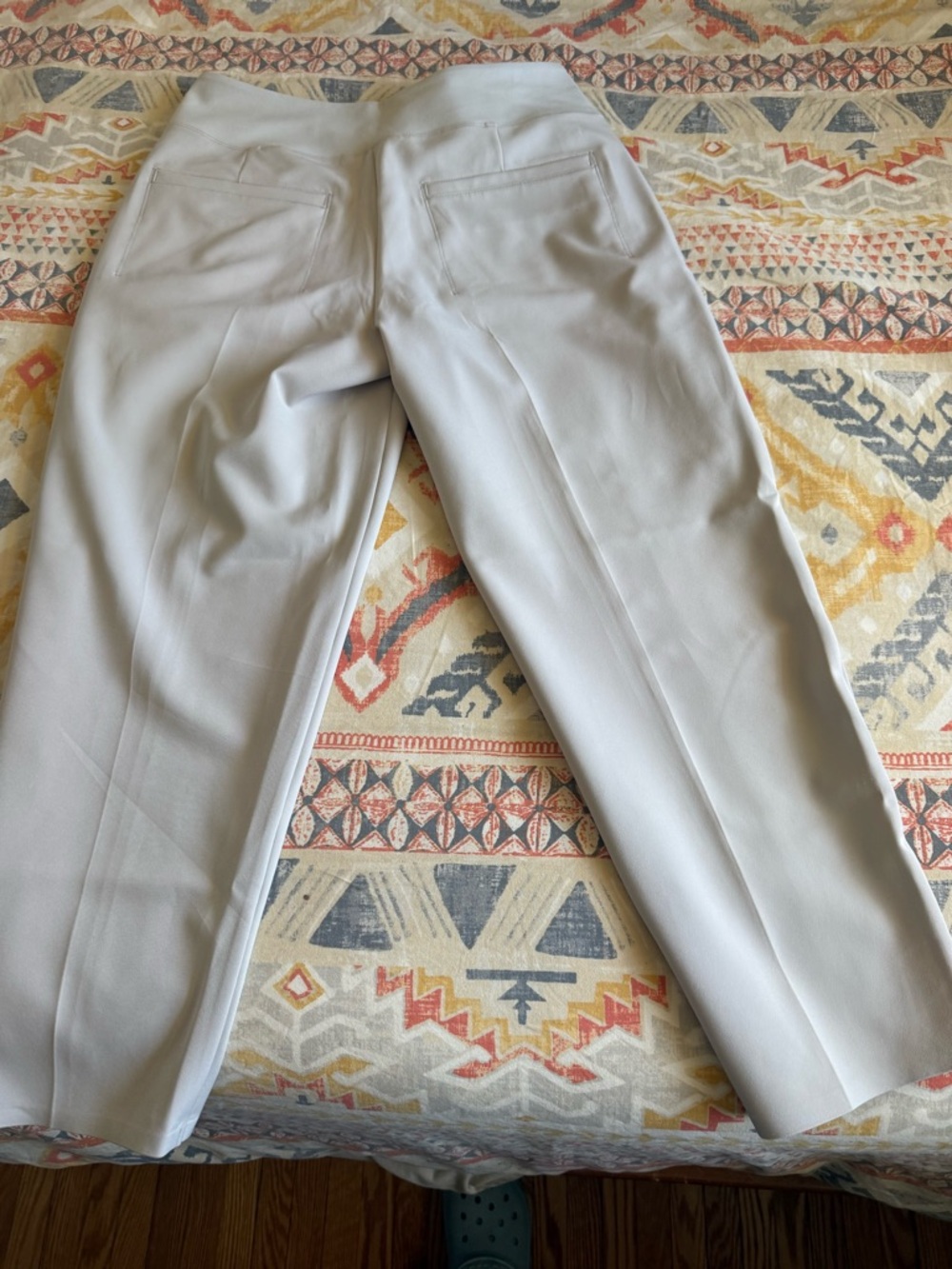 Athleta Endless High Rise Pant | Size 12 Petite | Light Cream -NEVER WORN - Picture 7 of 8